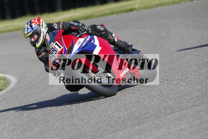 Archiv-2025/17 17.05.2025 PROMAX ADR/Gruppe gelb/991